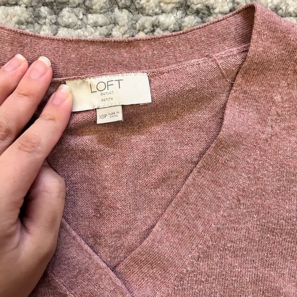 Loft outlet Pink V Neck light‎ Sweater - Picture 2 of 5